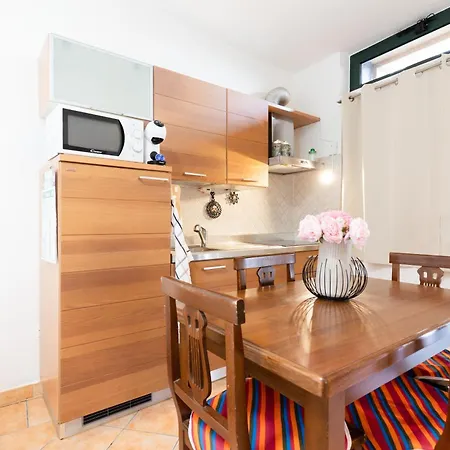 Benny Holiday home